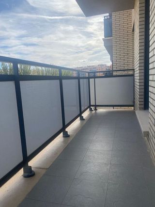 Piso en alquiler en Oliver en Zaragoza