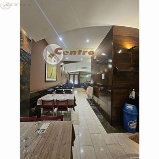 Local comercial en alquiler en Hospital - Parque sur en Albacete