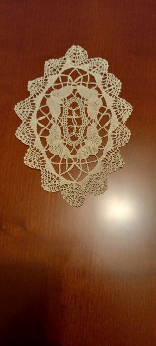 6 centrini + 2 merletti in cotone