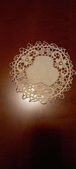 6 centrini + 2 merletti in cotone