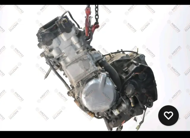 Motor Suzuki GSXR 600
