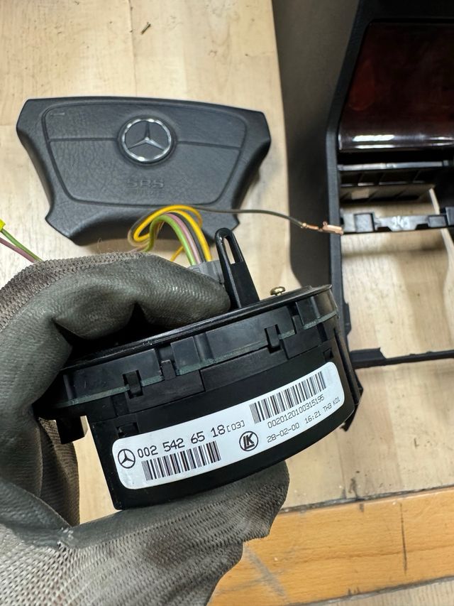 Piezas Mercedes W202