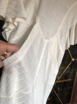 Vestido blanco corto mangas volantes