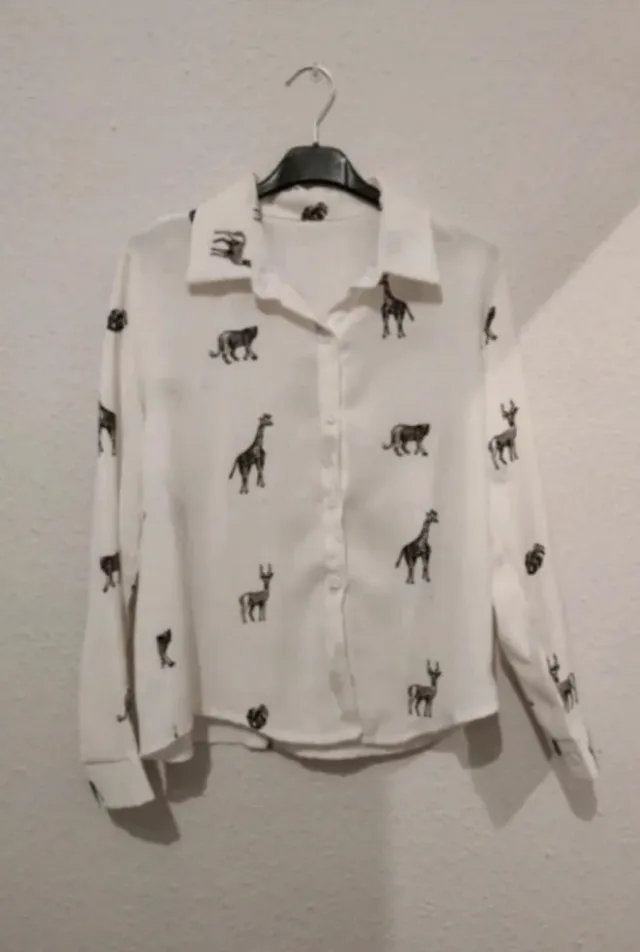 Camisa estampada animal print