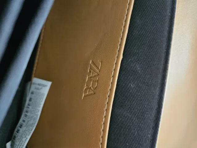 Bolso cadena Zara marrón y dorado