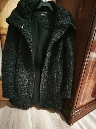 Chaqueta ONLY gris y negra