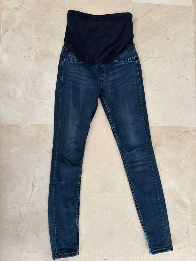 Pantalón vaquero premamá azul, casi nuevo