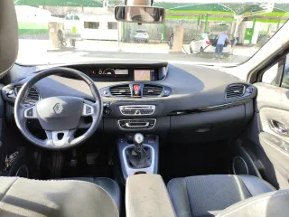 Renault Scenic 2011