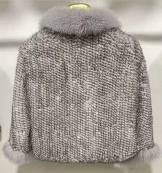 Abrigo estola de pelo gris zorro y vis