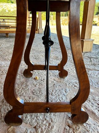 Mesa auxiliar antigua madera y metal