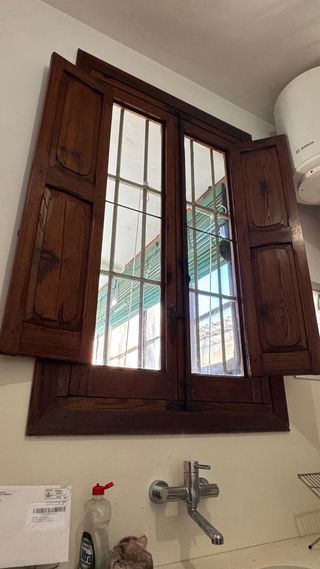 Ventana de madera Mobila