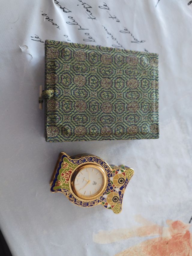 Reloj decorativo búho esmaltado