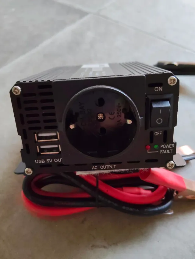 Inversor de corriente LVYUAN 600W.