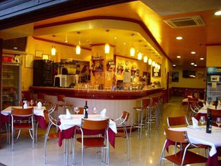 Local comercial en venta en Hermanos Falcó - Sepulcro Bolera en Albacete