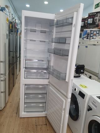 Nevera AEG Blanca con Garantía y Transporte