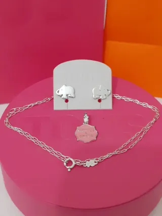 TOUS LOTE 2. PENDIENTES+CADENA+COLGANTE. A ESTRENr