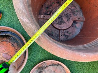 7 Tiestos Grandes de Plástico Marrón - Macetas