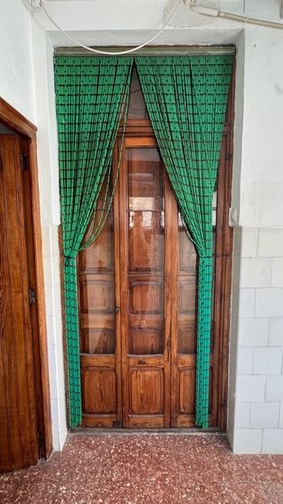 Balconera de madera de Mobila + contraventana