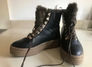 Botines negros piel con pelo