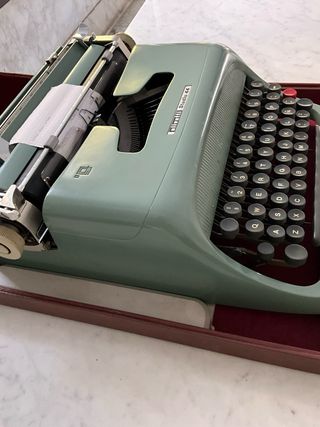 Olivetti Studio 44 Máquina de Escribir