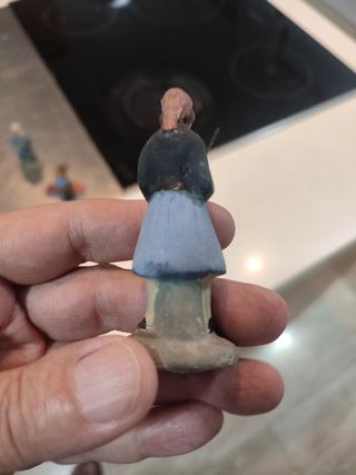 Figura Belén terracota mujer con cesta
