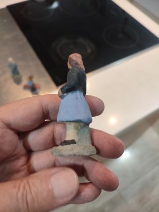 Figura Belén terracota mujer con cesta