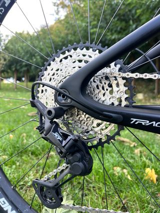 Bicicleta Megamo Track de CARBONO full KASHIM xc