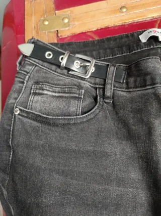 Pantalón vaquero negro Morgan