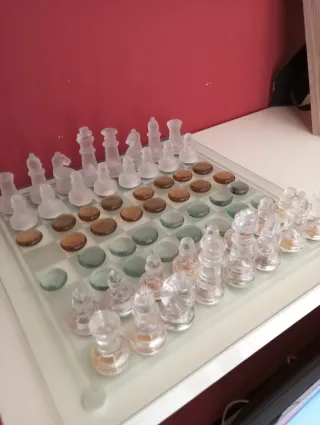 Scacchiera in vetro