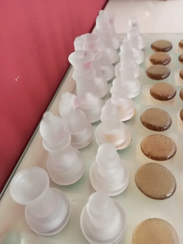 Scacchiera in vetro