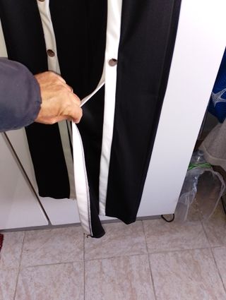 Pantaloni donna elasticizzati neri e bianchi