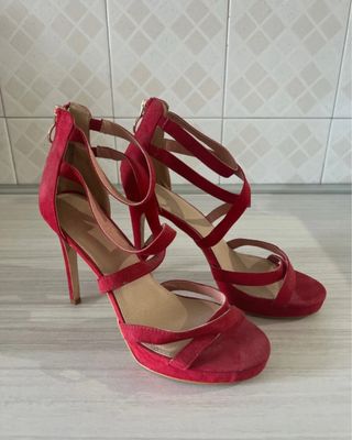 Tacchi rossi eleganti N.39