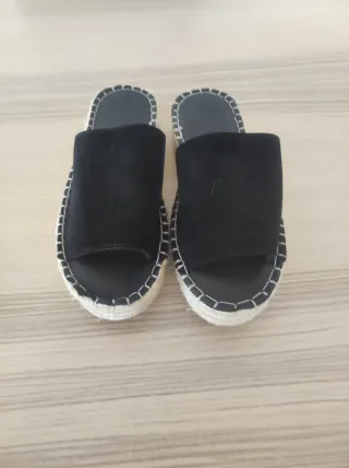 Sandalias de esparto negras