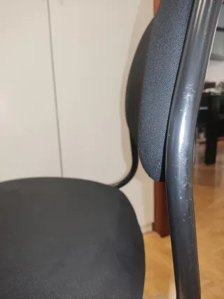 Silla de escritorio Ikea Orfjall negra en Gijón