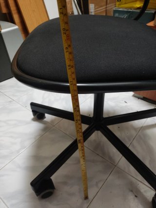 Silla de escritorio Ikea Orfjall negra en Gijón