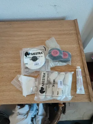 Cepillos conos y mandriles para pulir MESTRA