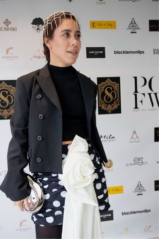 Falda fiesta lunares blanco y negro