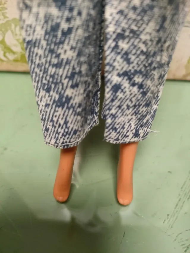 Barbie asiática Kira o miko