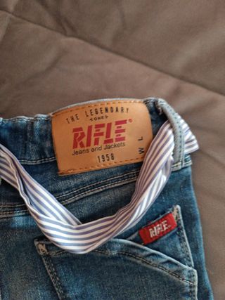 Pantaloncini bimba Rifle usati 1 volta