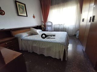 Piso en venta en Hospital - Parque sur en Albacete