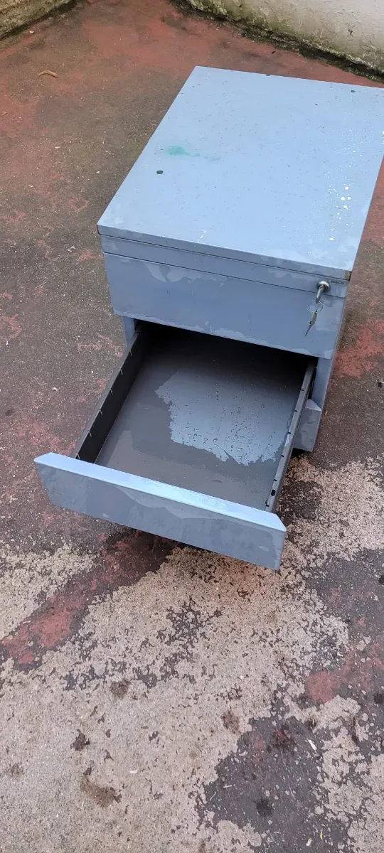 Cassettiera 3 cassetti in metallo grigio