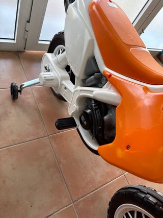 Moto Cross Eléctrica INJUSA Infantil