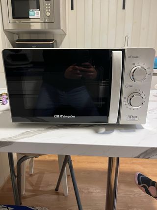 Microondas Orbegozo Blanco