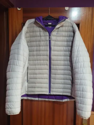 Anorak plumas gris y morado