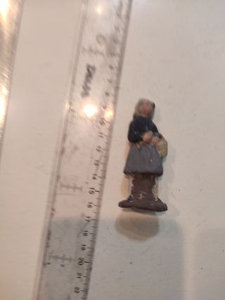 Figura Belén terracota mujer con cesta