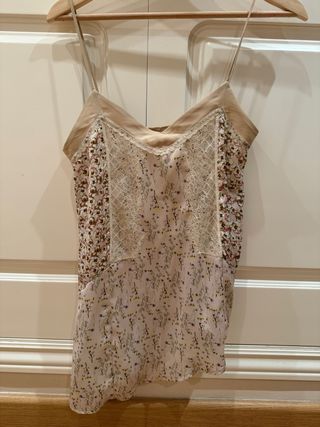 Top lencero Zara floral encaje