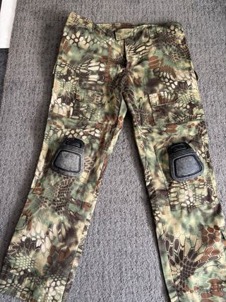 Pantalón Airsoft Camuflaje con Rodilleras