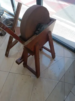 Moladora antigua de piedra