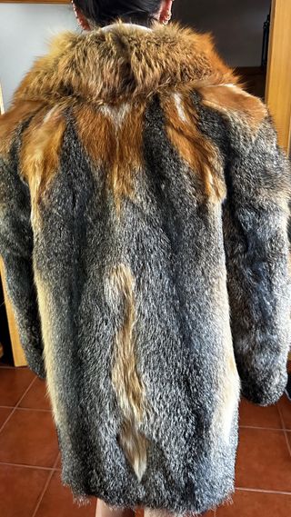 Abrigo real de pelo zorro rojo