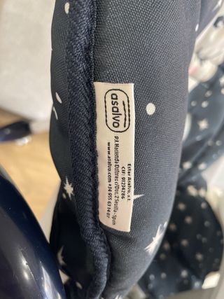 Trona infantil con diseño de luna y estrellas